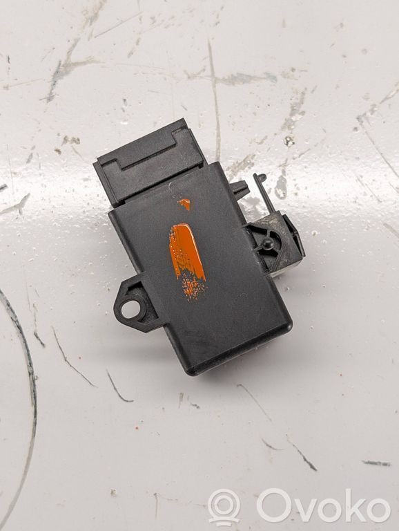 Audi A8 S8 D5 Seat heating relay 