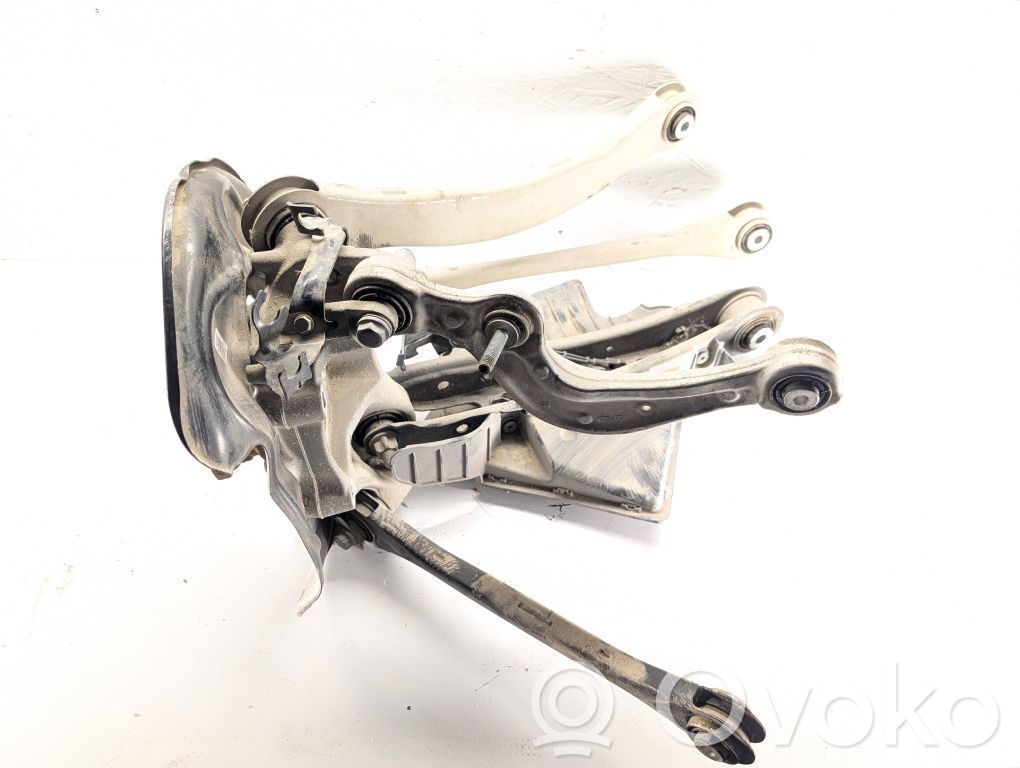 Audi A8 S8 D5 Cubo de rueda trasera 