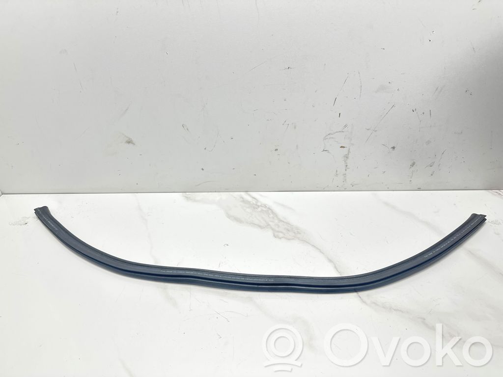 Porsche Cayenne (92A) Cheder compartiment motor 