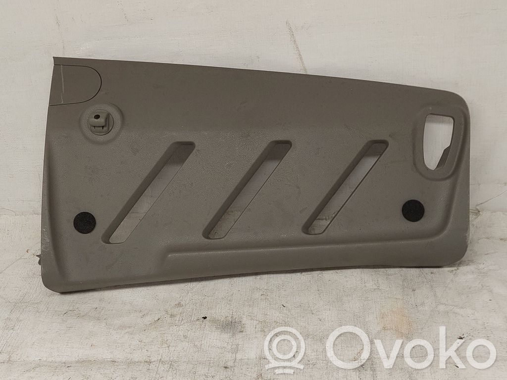 Renault Master III Kita salono detalė 