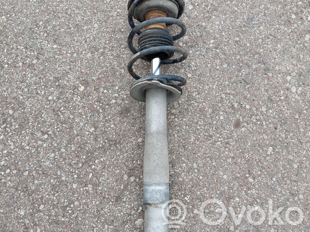 BMW 5 E60 E61 Priekšpusē amortizators ar atsperi 