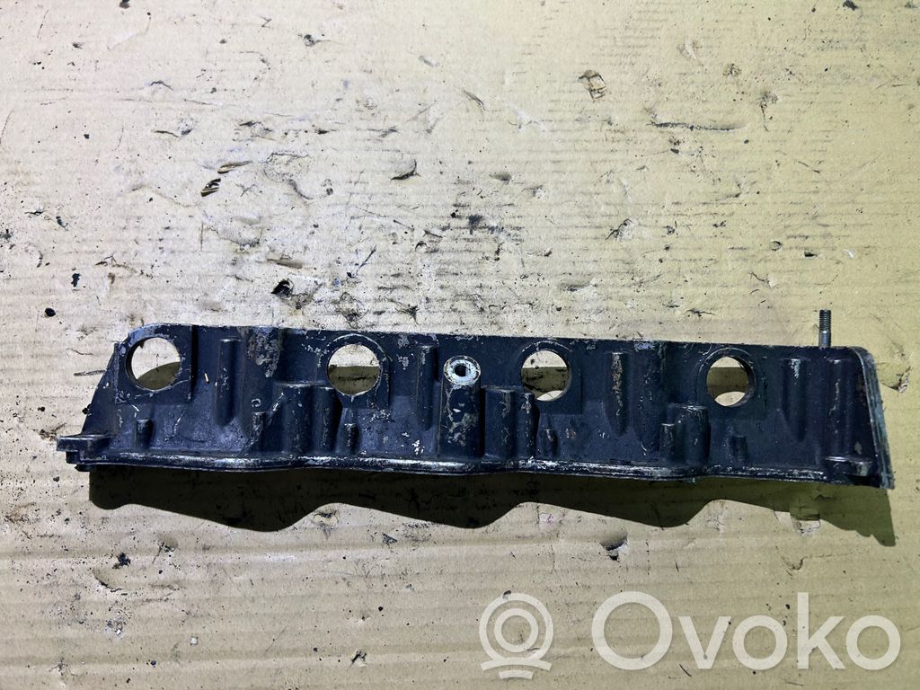 Mazda 5 Rocker cam cover 