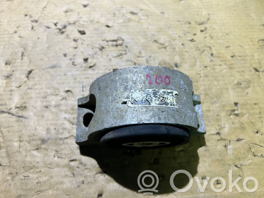 Engine mount bracket   1326573080