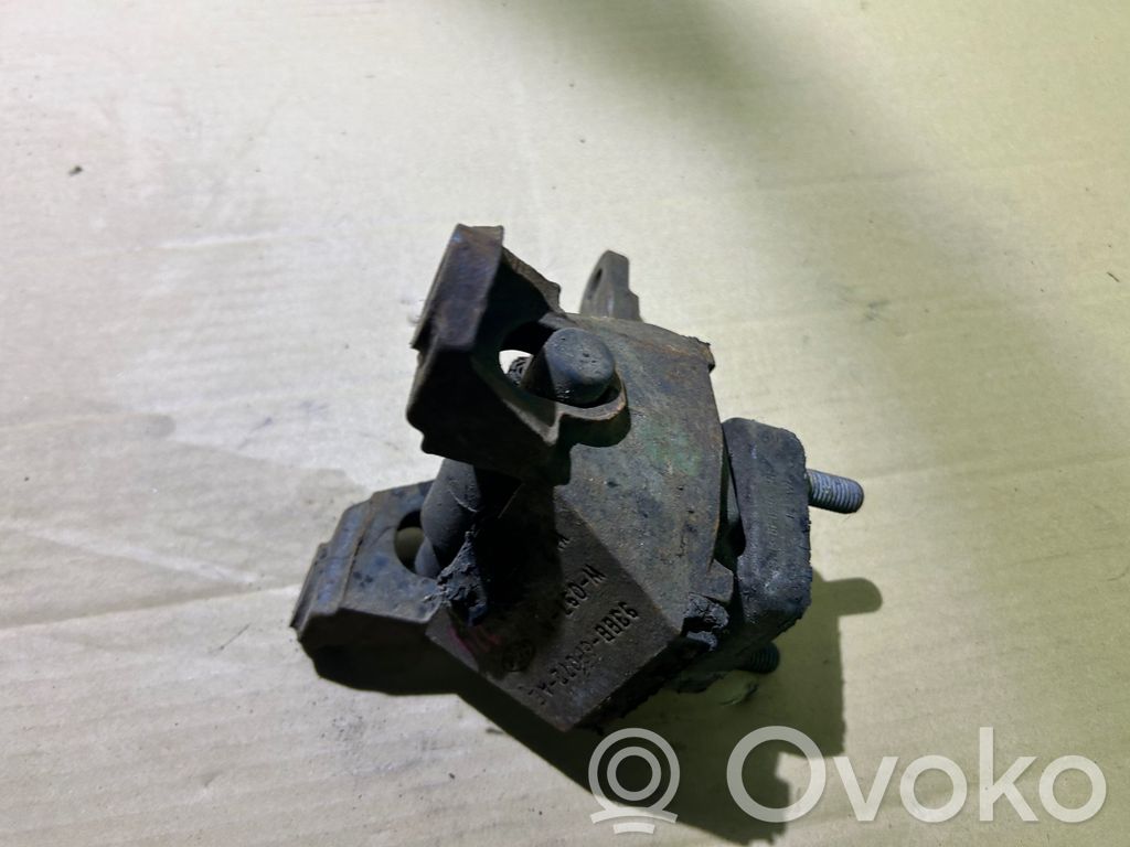 Ford Mondeo MK I Engine mount bracket 