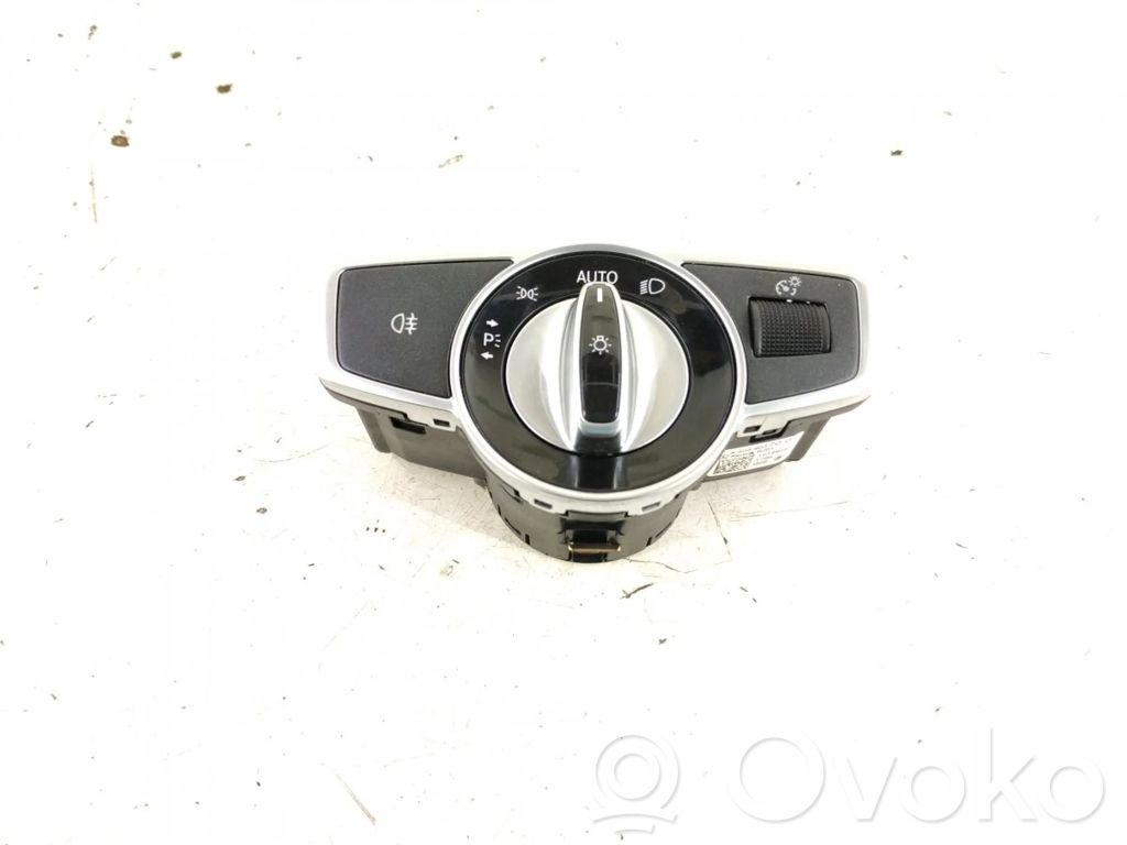 Mercedes-Benz C W205 Light switch 