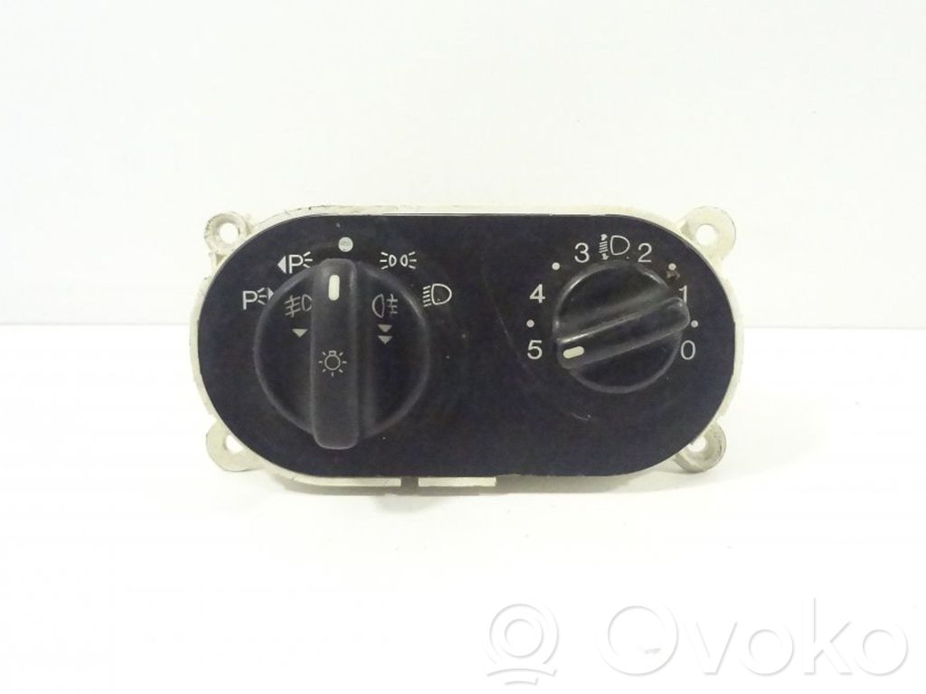 Ford Mondeo MK I Interruptor de luz 