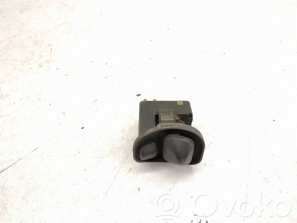 Wing mirror switch   61311369331,61,03830700,311369331
