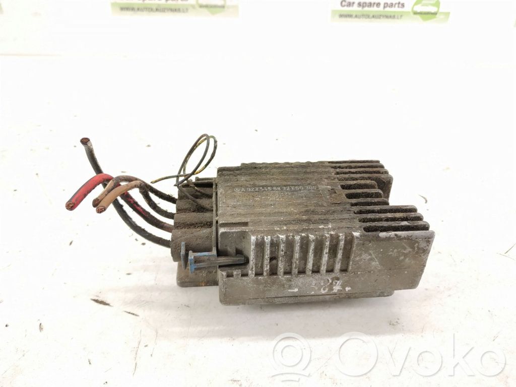 Mercedes-Benz E W210 Coolant fan relay 