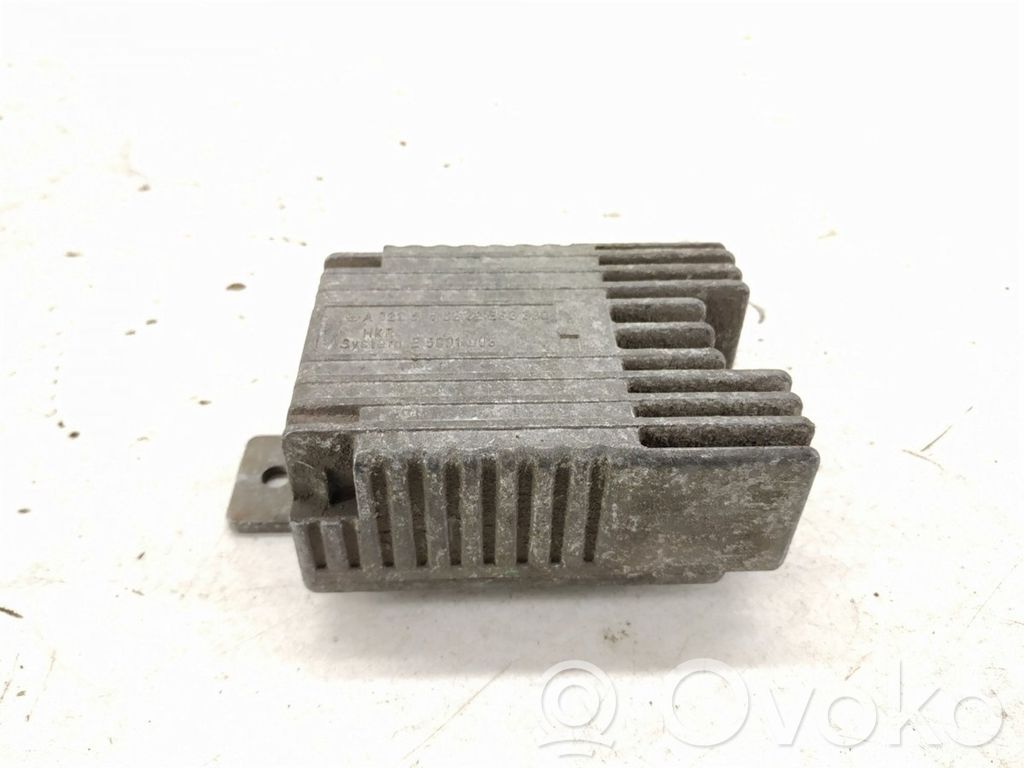 Mercedes-Benz SLK R170 Coolant fan relay 