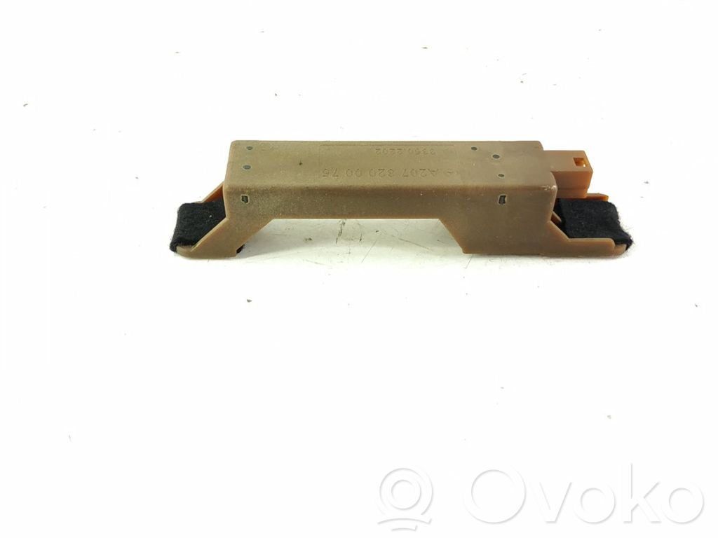 Mercedes-Benz E W212 Radio antenna 