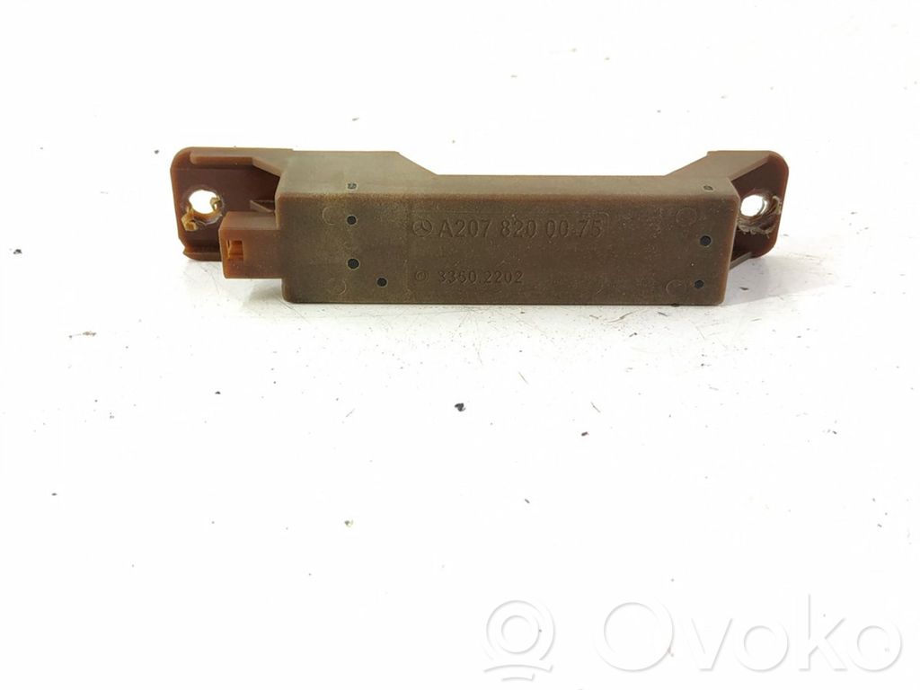 Mercedes-Benz E W212 Radio antenna 