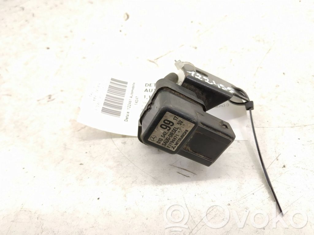 Mercedes-Benz E W210 Sensor de la presión del aire 