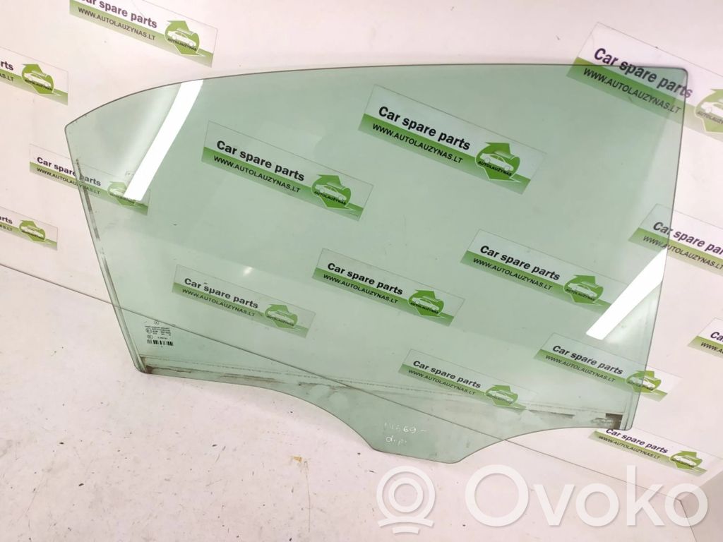 Mercedes-Benz E W212 Rear door window glass 