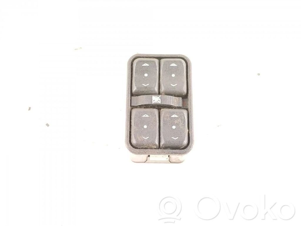 Electric window control switch   13363402