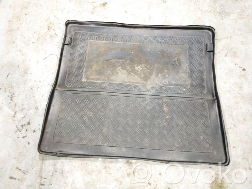Mercedes-Benz ML W163 Alfombra trasera 