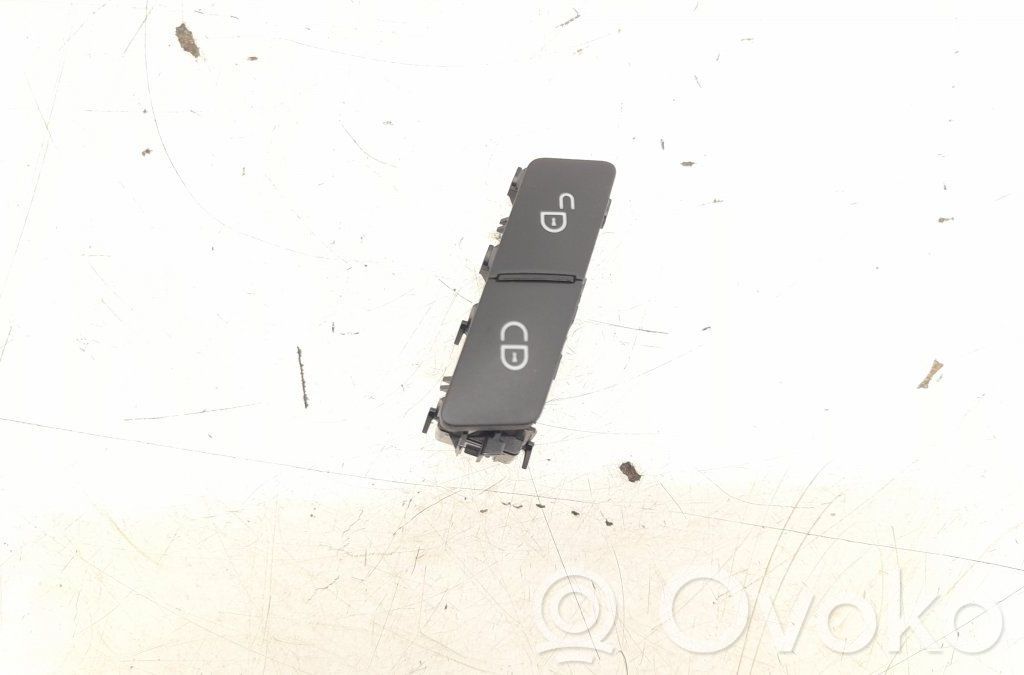 Mercedes-Benz E W212 Central locking switch button 