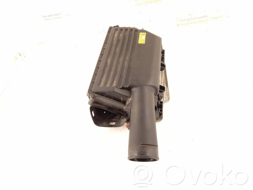Obudowa filtra powietrza   2740900201,2740901701,A2740900201,A2740901701
