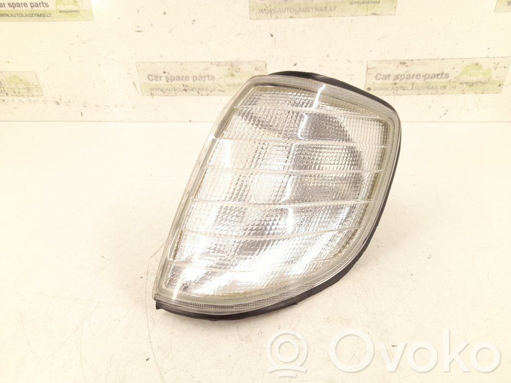 Mercedes-Benz S W140 Kierunkowskaz przedni 