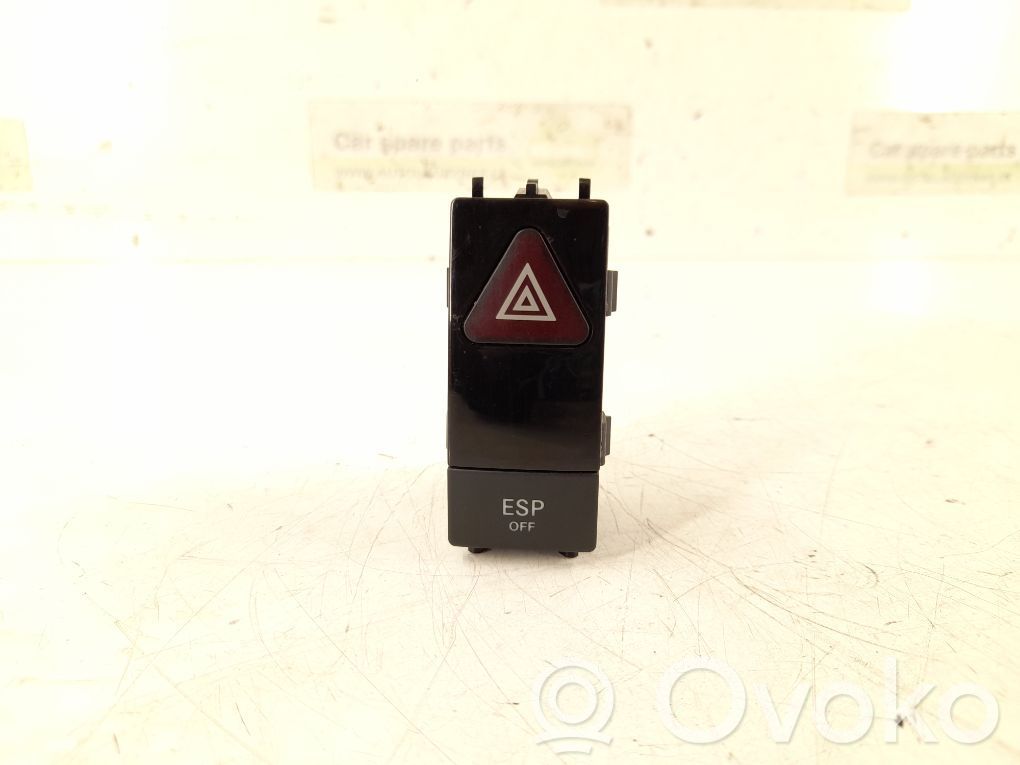 Mercedes-Benz GLK (X204) Interruptor de la alarma 