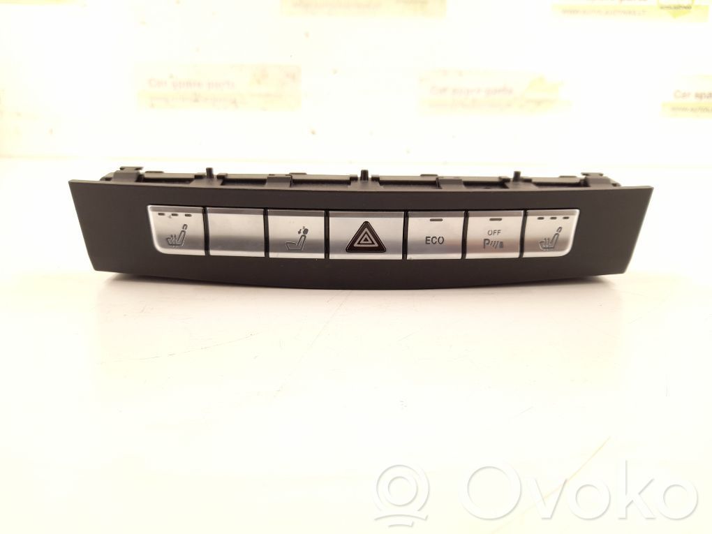 Mercedes-Benz E W212 Alarm switch 