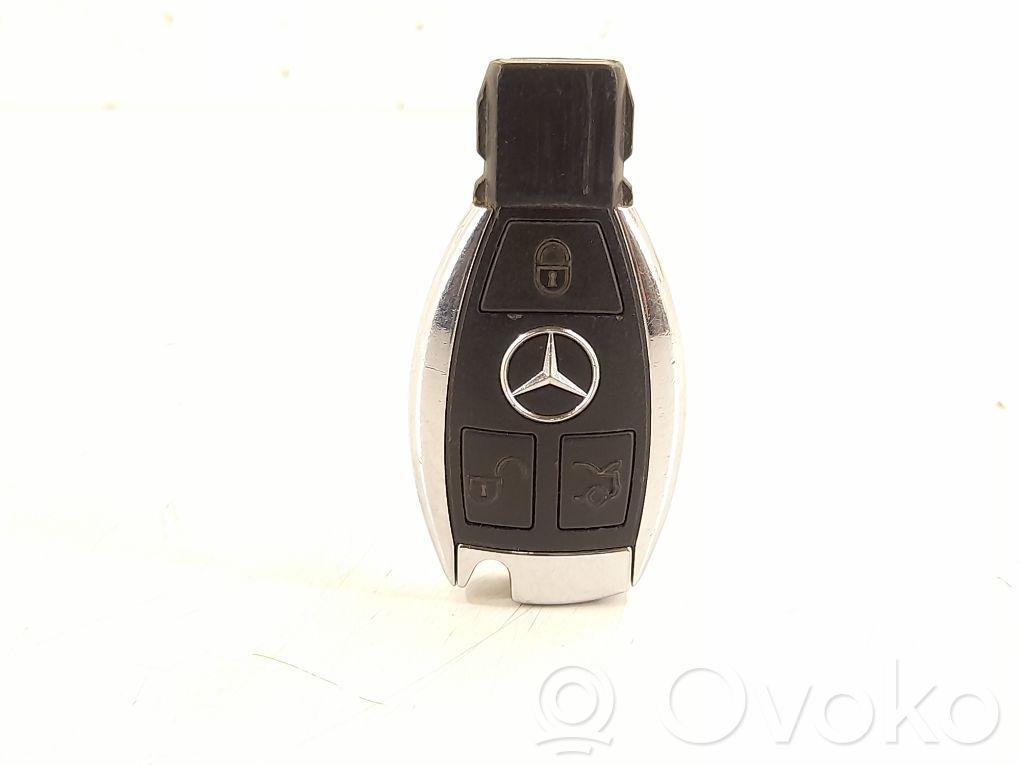 Mercedes-Benz C W205 Ignition key/card 