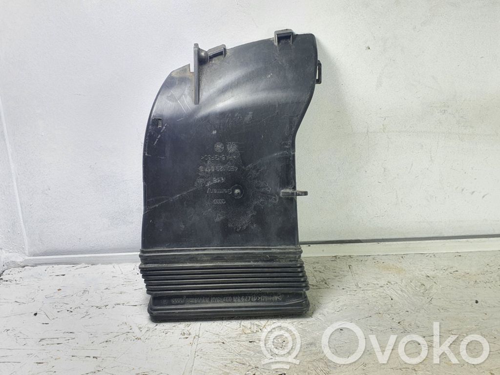 Audi A8 S8 D3 4E Ilmanoton kanavan osa 