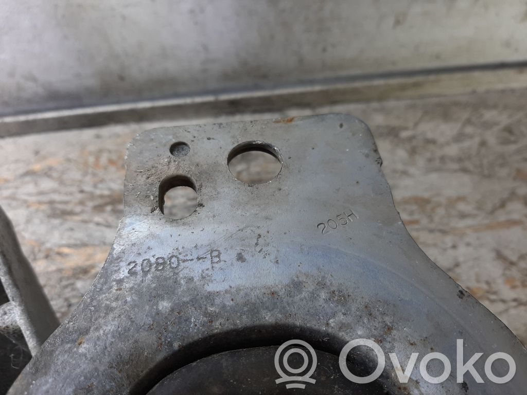 Renault Scenic II -  Grand scenic II Engine mount bracket 