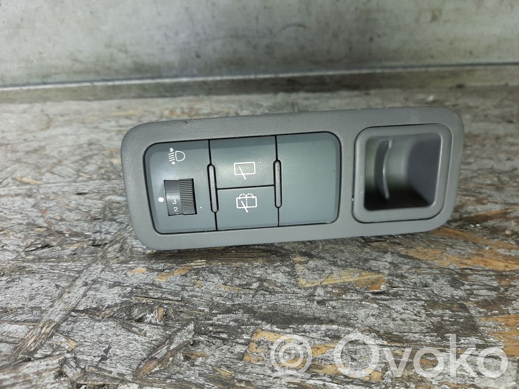 KIA Rio Headlight level height control switch 