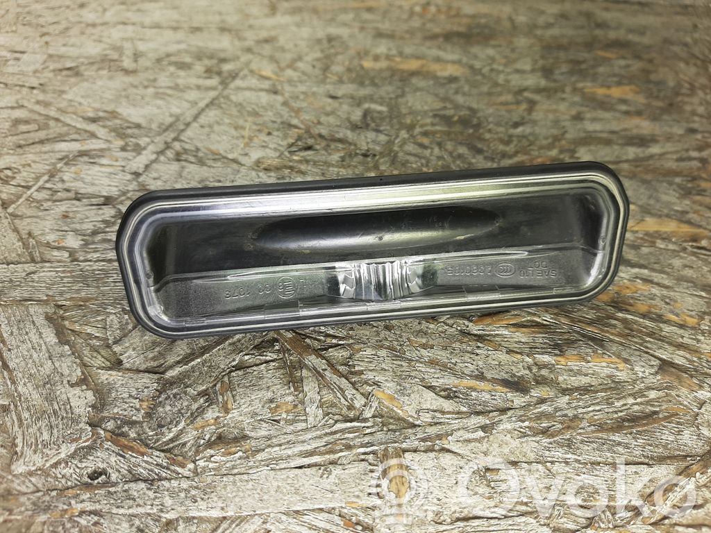 Ford Focus Interruptor para abrir la puerta trasera 