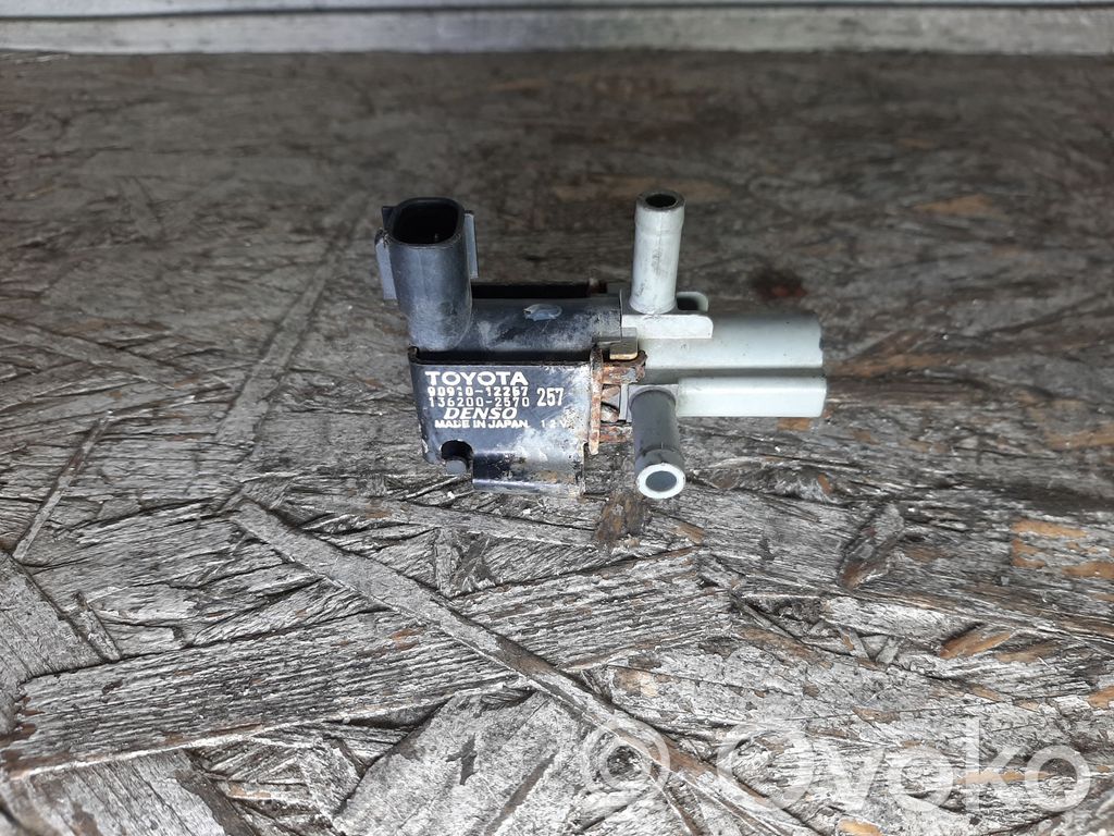Toyota Corolla E120 E130 Electroválvula del turbo 