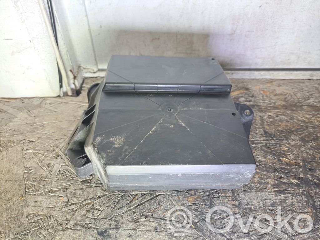 Renault Clio III Capac cutie siguranțe 