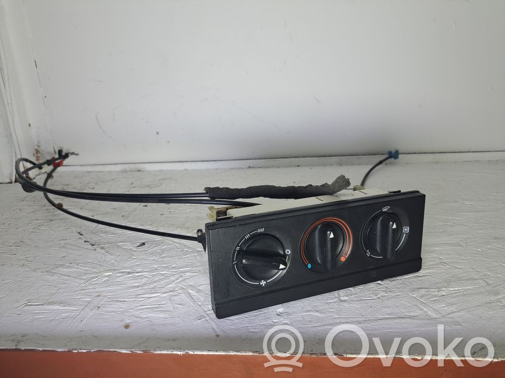 Climate control unit   8A1819073,893959511,18026