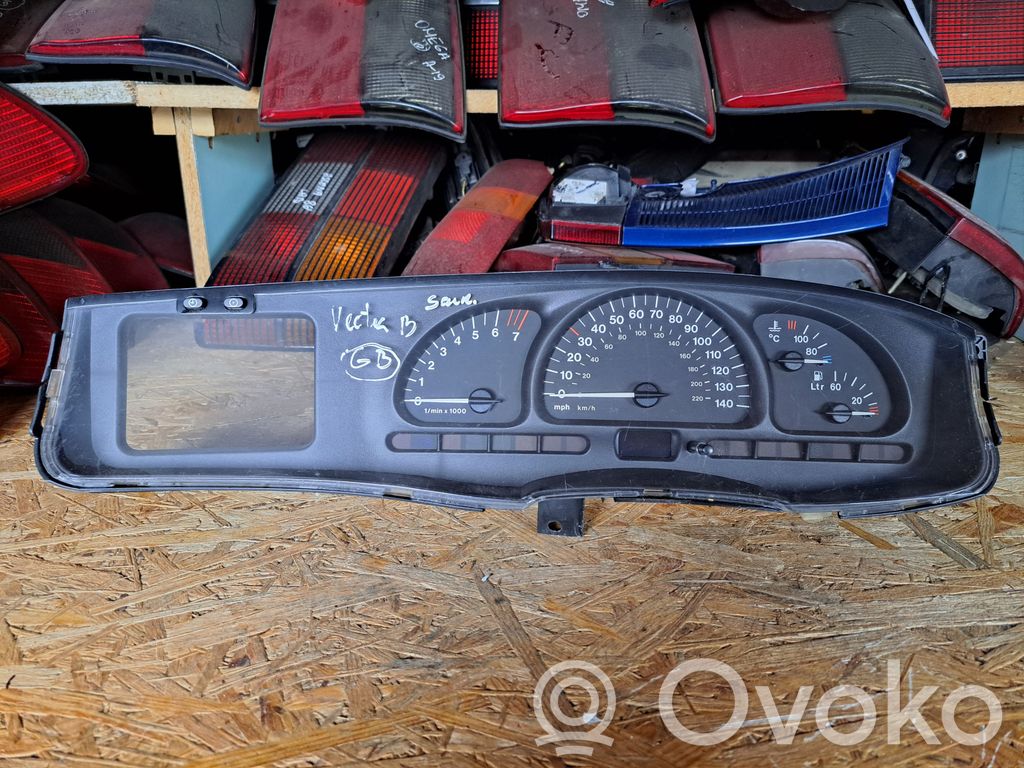 Opel Vectra B Vitezometru (grup de instrumente) 