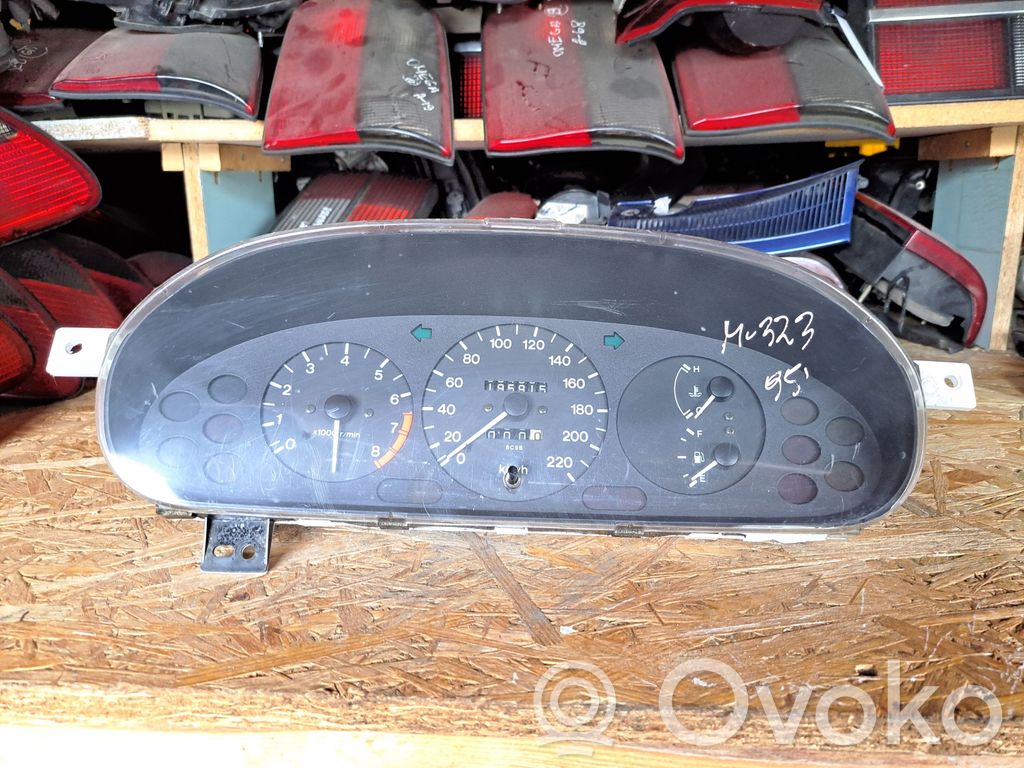 Mazda 323 Speedometer (instrument cluster) 