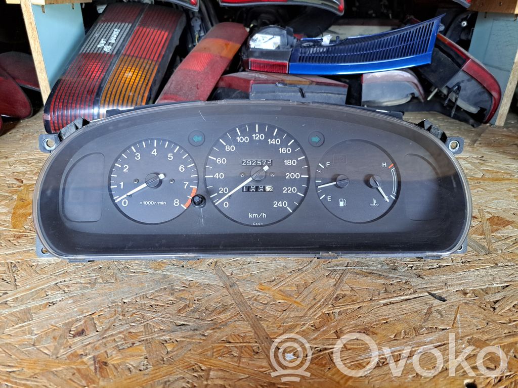 Mazda Xedos 6 Speedometer (instrument cluster) 