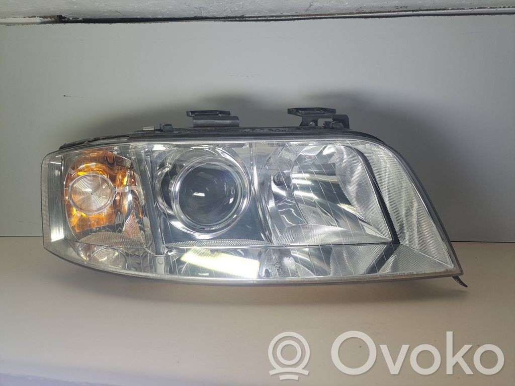 Audi A6 S6 C5 4B Phare frontale 
