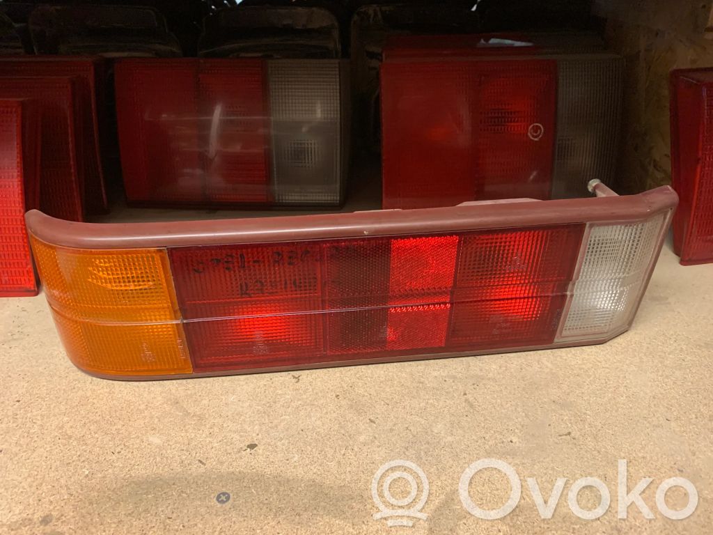 Opel Rekord E1 Galinis žibintas kėbule 