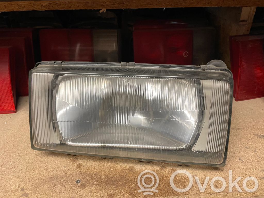 Volvo 740 Headlight/headlamp 