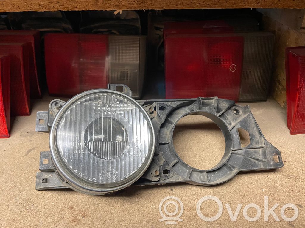 BMW 7 E32 Phare frontale 