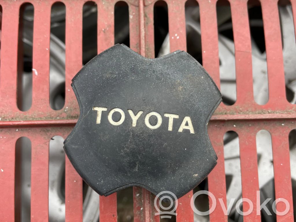 Toyota Corolla E80 Original wheel cap 