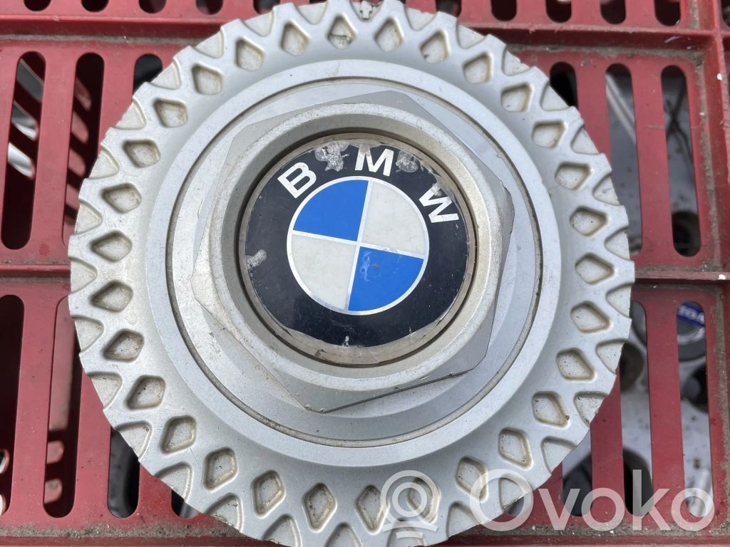 BMW 3 E36 Alkuperäinen pölykapseli 