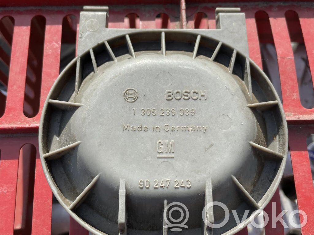 Osłona żarówki lampy przedniej   90247243,1305239039