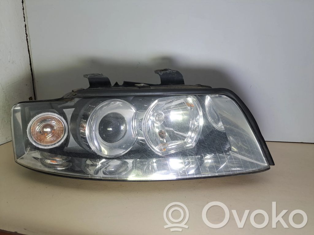 Audi A4 S4 B6 8E 8H Scheinwerfer 