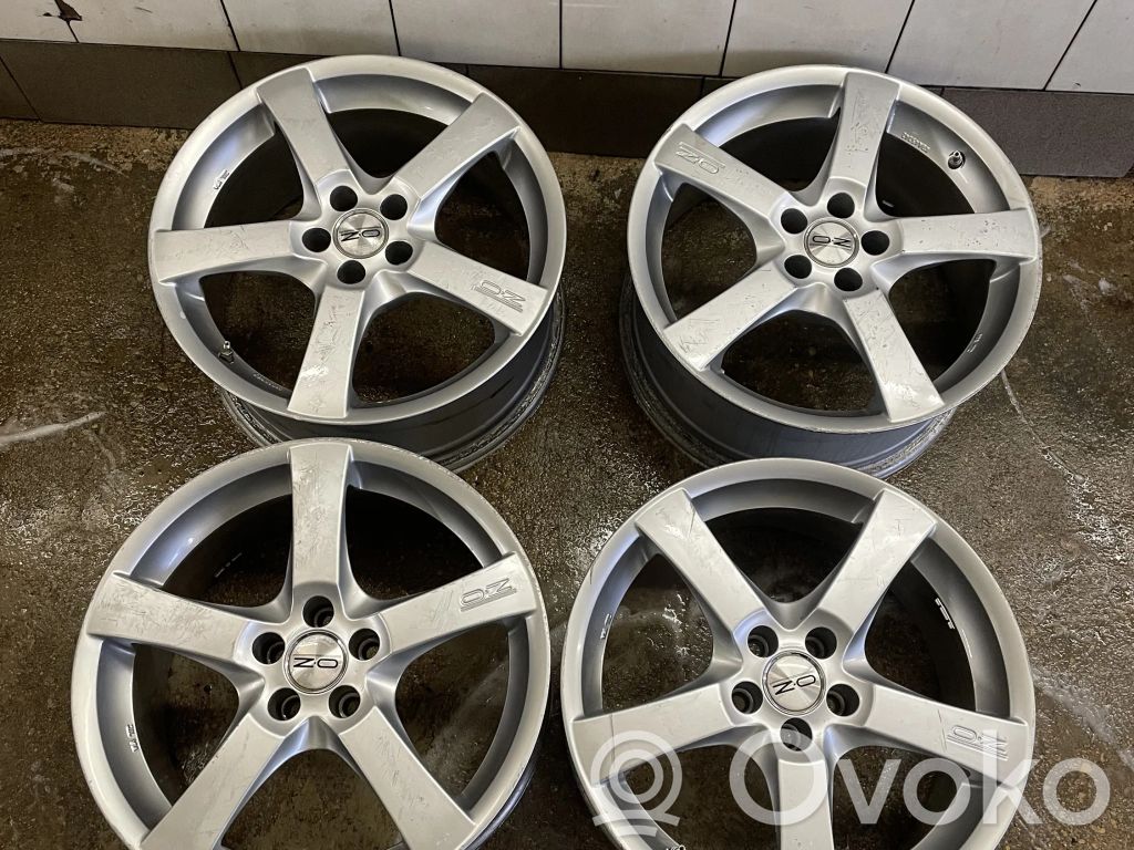 Volkswagen Golf IV Felgi aluminiowe R17 