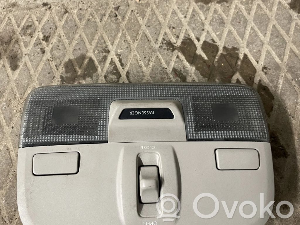 Subaru Outback Éclairage lumière plafonnier avant 