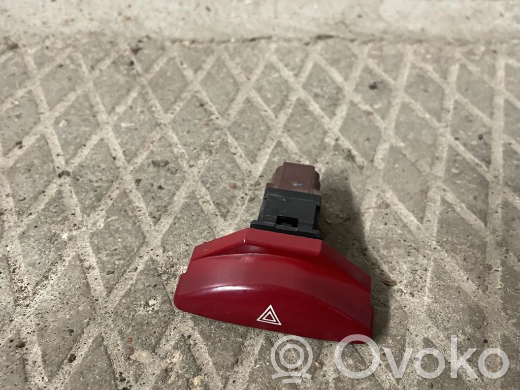 Hazard light switch   96326950,2252