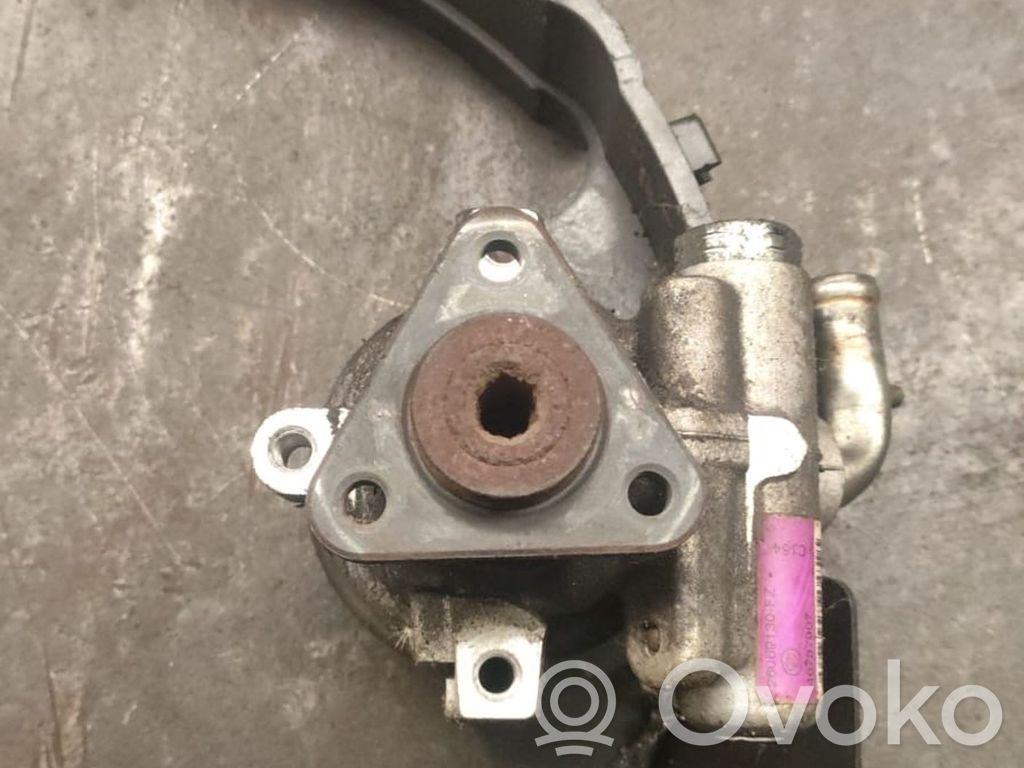 Alfa Romeo 147 Pompa wspomagania 
