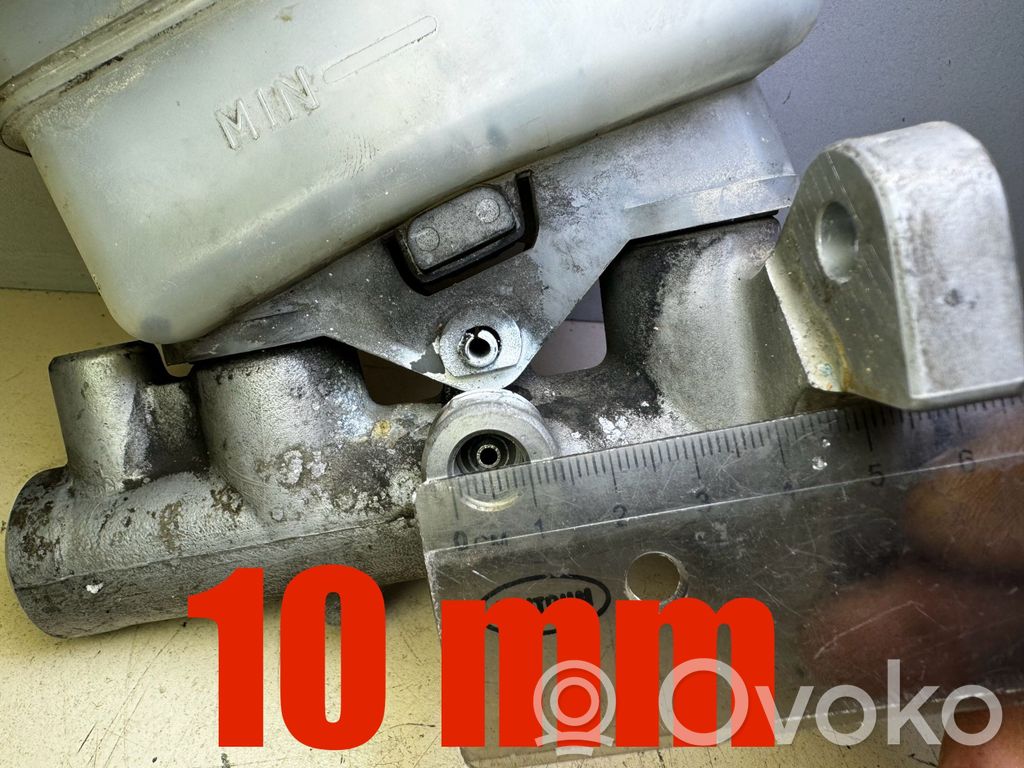 Subaru Legacy Główny cylinder hamulca 