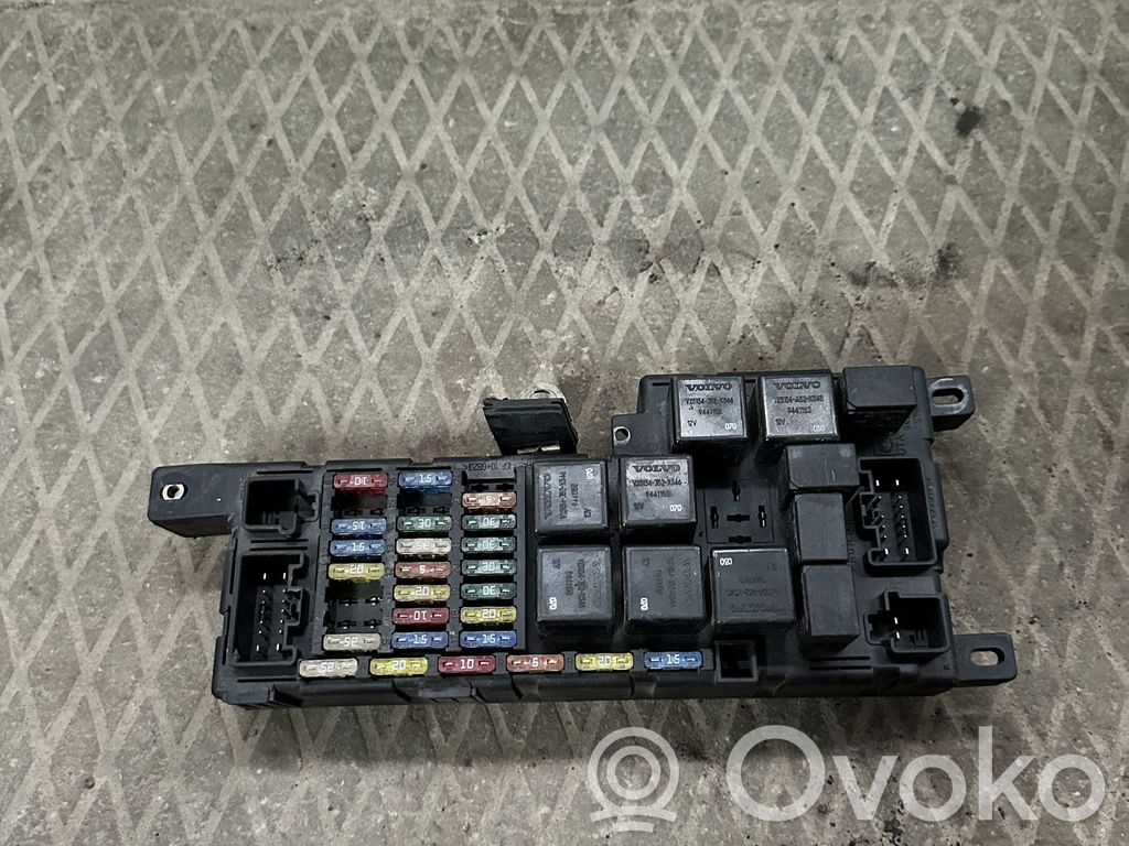 Volvo S80 Fuse module 