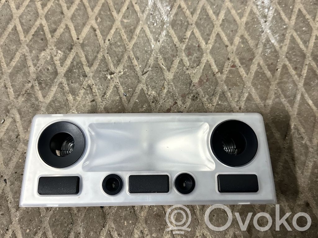 BMW 5 E60 E61 Etuistuimen valo 